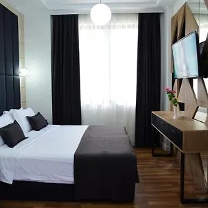 Hotell Comfort, Tirana