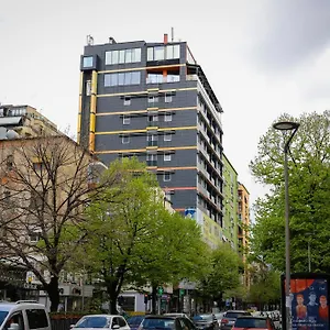 Hotell La Boheme, Tirana